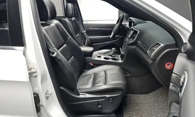 Jeep Cherokee 2018, 116901 км, за 10289.27 USD - фото 10