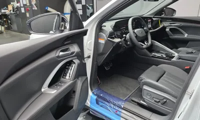Audi Q5 2025, 17 км, за 55074.18 USD - фото 10