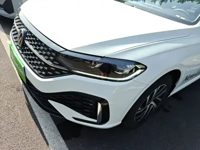 Volkswagen Lavida 2025, 3100 км, за 13102.68 USD - фото 24