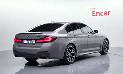 BMW 5-Series 2022, 66208 км, за 24637.58 USD
