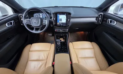 Volvo XC40 2020, 51209 км, за 17486.83 USD - фото 7