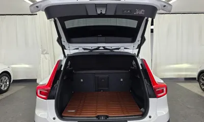 Volvo XC40 2020, 51209 км, за 17486.83 USD - фото 20