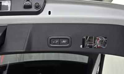 Volvo XC40 2020, 51209 км, за 17486.83 USD - фото 34