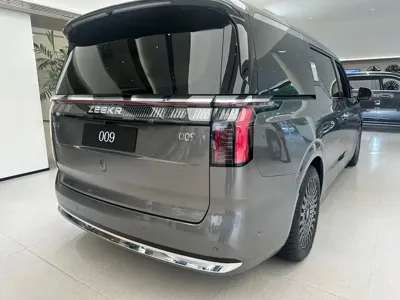 Zeekr 009 0, 100 км, за 67747.95 USD - фото 9