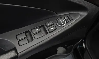 Hyundai Sonata 2012, 71628 км, за 3648.21 USD - фото 27