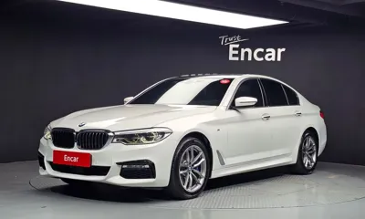 BMW 5-Series · 2018 год