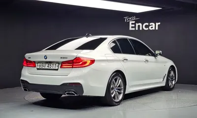 BMW 5-Series 2018, 170561 км, за 12202.97 USD