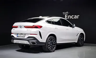 BMW X6 2024, 35670 км, за 117568.54 USD