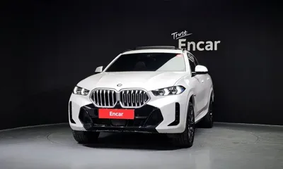 BMW X6 2024, 35670 км, за 117568.54 USD