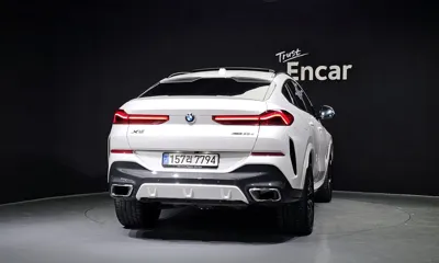 BMW X6 2024, 35670 км, за 117568.54 USD