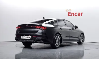 Kia K5 2021, 104704 км, за 9264.89 USD