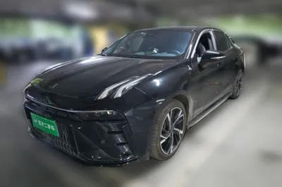Lynk & Co 03 · 2023 год