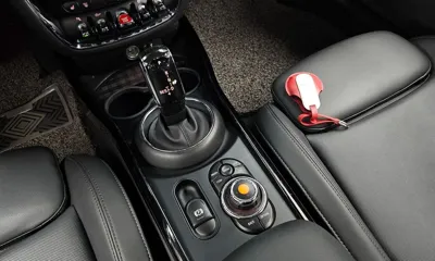 MINI Clubman 2020, 131127 км, за 8527.24 USD - фото 9