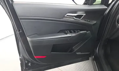 Kia Sportage 2022, 33227 км, за 19233.29 USD - фото 24