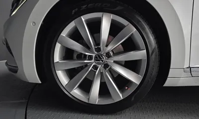 Volkswagen Arteon 2023, 30642 км, за 21433.24 USD