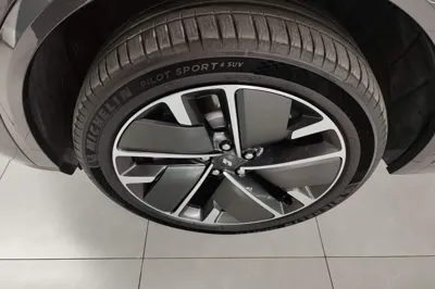 Li Auto L8 2025, 7800 км, за 46313 USD - фото 10