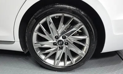 Hyundai Grandeur 2022, 53349 км, за 17915.32 USD - фото 21