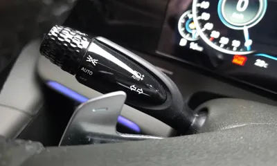 Hyundai Grandeur 2022, 53349 км, за 17915.32 USD - фото 29