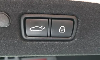 Hyundai Grandeur 2022, 53349 км, за 17915.32 USD - фото 36