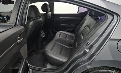 Hyundai Avante 2017, 123001 км, за 6108.77 USD - фото 11