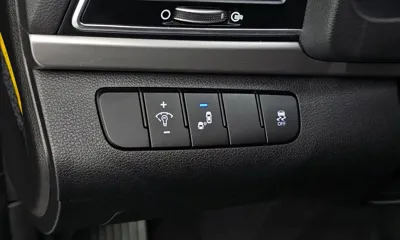 Hyundai Avante 2017, 123001 км, за 6108.77 USD - фото 14