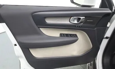 Volvo XC40 2023, 20759 км, за 23354.17 USD - фото 25