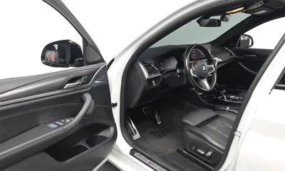 BMW X4 2023, 67762 км, за 31836.68 USD - фото 10
