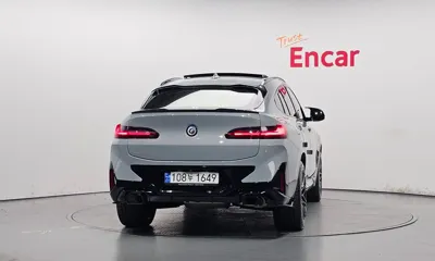 BMW X4 2023, 38107 км, за 42846.89 USD
