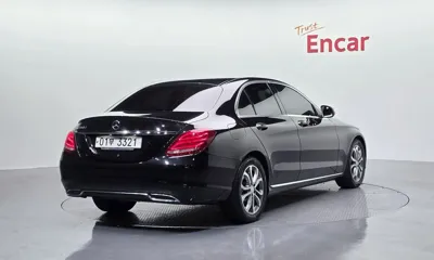 Mercedes-Benz C-Class 2017, 94249 км, за 11567.96 USD