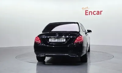 Mercedes-Benz C-Class 2017, 94249 км, за 11567.96 USD