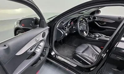 Mercedes-Benz C-Class 2017, 94249 км, за 11567.96 USD - фото 11