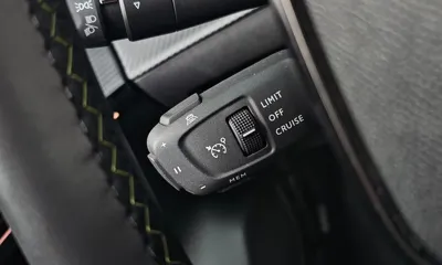 Peugeot 208 2024, 27164 км, за 17789.16 USD - фото 27