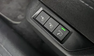 Peugeot 208 2024, 27164 км, за 17789.16 USD - фото 34