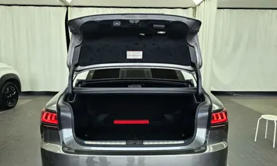 Lexus LS 2024, 39592 км, за 71269.02 USD - фото 20