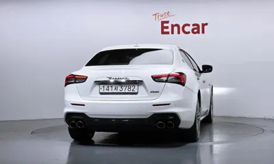 Maserati Ghibli 2018, 135779 км, за 65046.9 USD