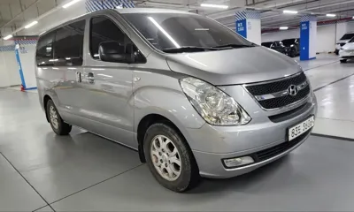 Hyundai Starex 2016, 257000 км, за 2309.4 USD