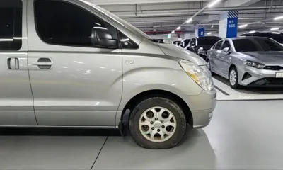Hyundai Starex 2016, 257000 км, за 2309.4 USD - фото 6