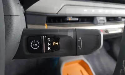 Kia EV3 2026, 5406 км, за 28160.69 USD - фото 9
