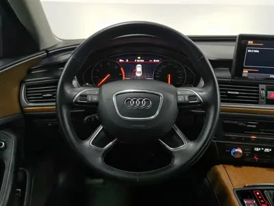 Audi A6L 2018, 125100 км, за 17627.67 USD - фото 11