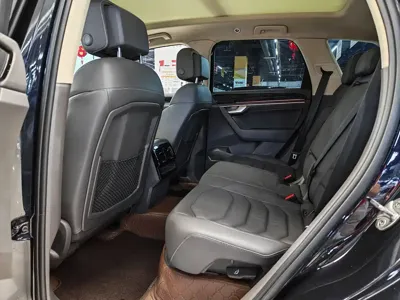 Volkswagen Touareg 2022, 72000 км, за 39663.9 USD - фото 6