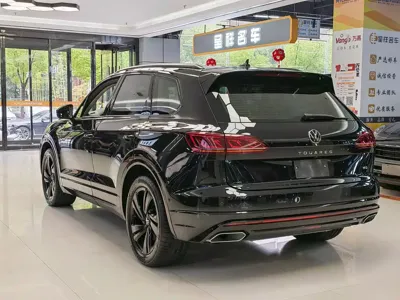 Volkswagen Touareg 2022, 72000 км, за 39663.9 USD - фото 7