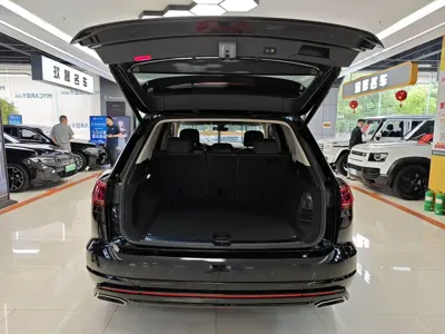 Volkswagen Touareg 2022, 72000 км, за 39663.9 USD - фото 8