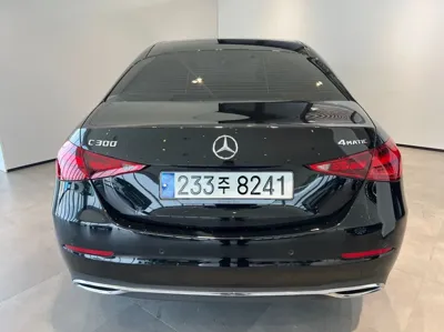 Mercedes-Benz C-Class 2024, 30273 км, за 28554.55 USD - фото 7