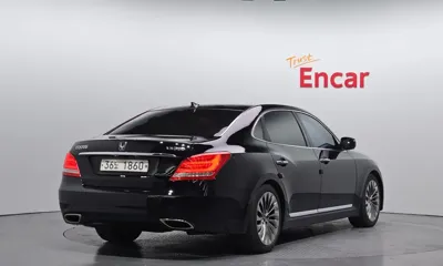 Hyundai Equus 2014, 254444 км, за 3363.07 USD