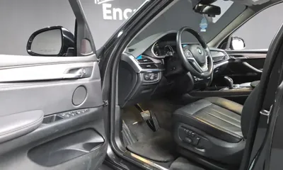 BMW X5 2017, 125112 км, за 16738.87 USD - фото 10