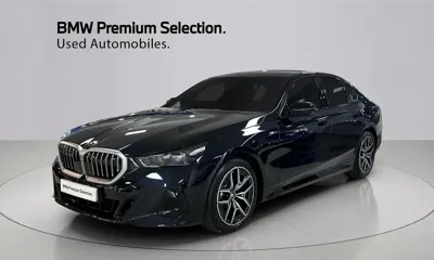 BMW 5-Series · 2025 год