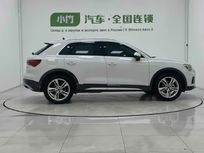 Audi Q3 2022, 17700 км, за 28685.04 USD