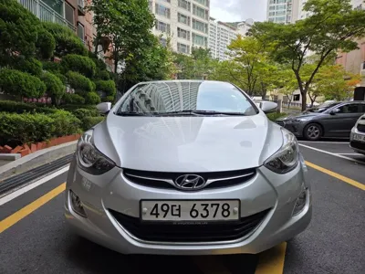 Hyundai Avante 2013, 187776 км, за 1964 USD