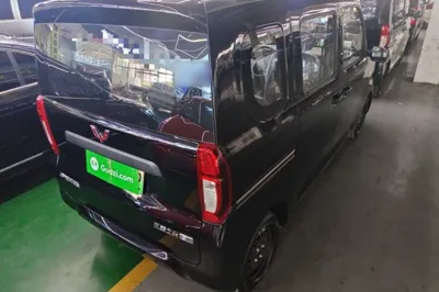 Wuling Zhiguang New Energy 2025, 100 км, за 8069 USD - фото 6