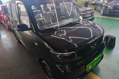 Wuling Zhiguang New Energy 2025, 100 км, за 8069 USD - фото 12
